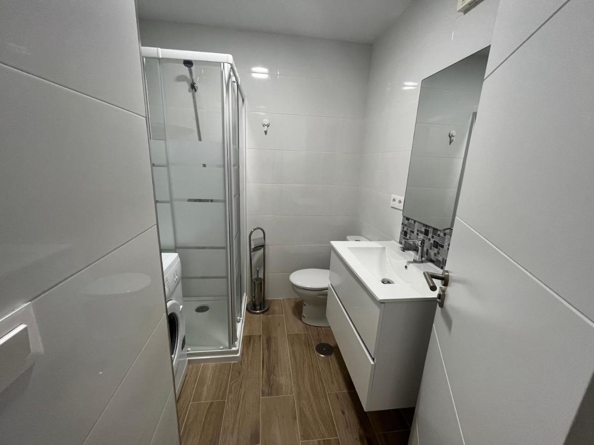 Ver621 - Estudio Con Vistas Al Mar, Wifi, Piscina, Centro A 100 Metros, Playa A 600 Metros Torremolinos Esterno foto