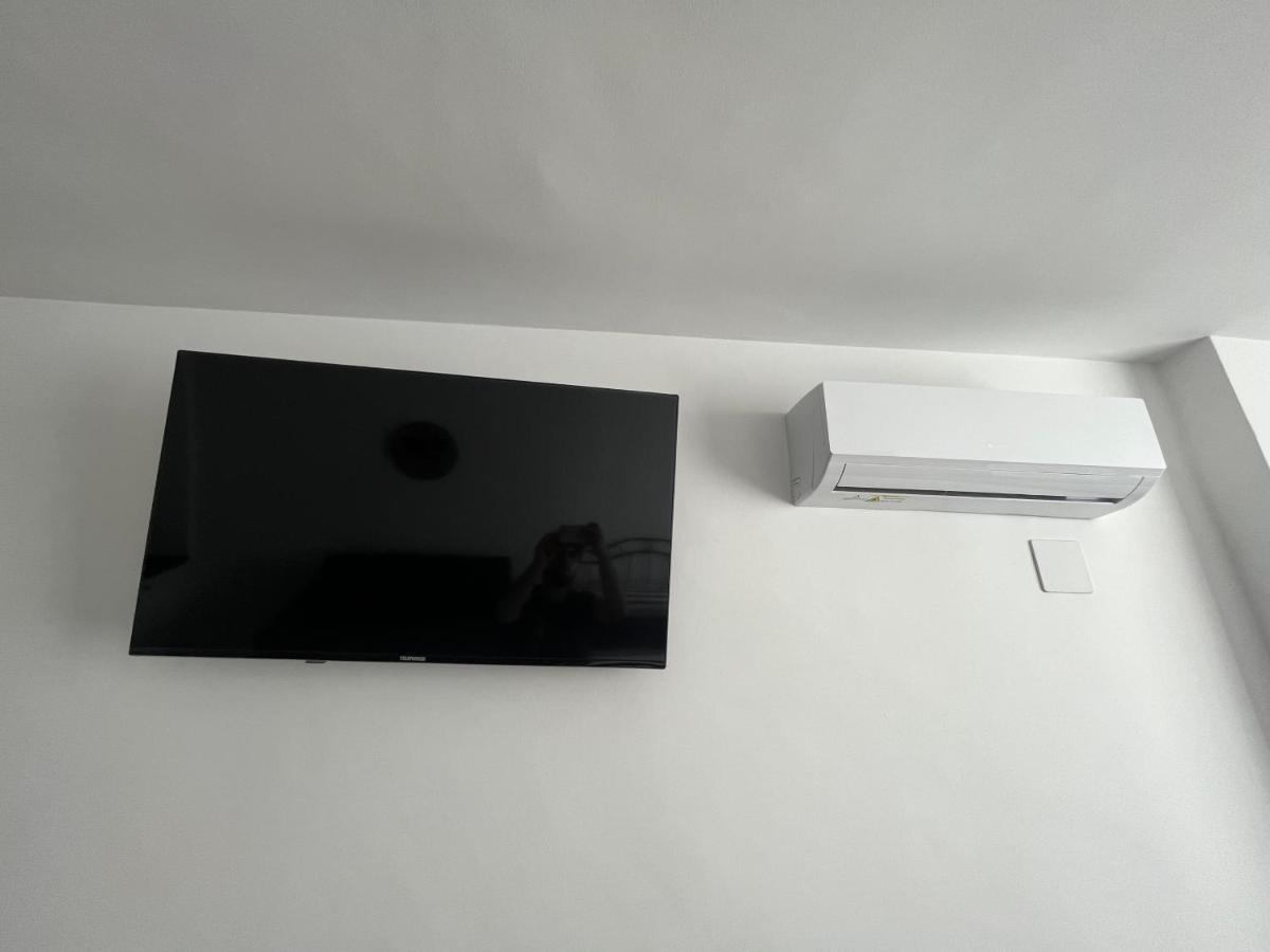 Ver621 - Estudio Con Vistas Al Mar, Wifi, Piscina, Centro A 100 Metros, Playa A 600 Metros Torremolinos Esterno foto